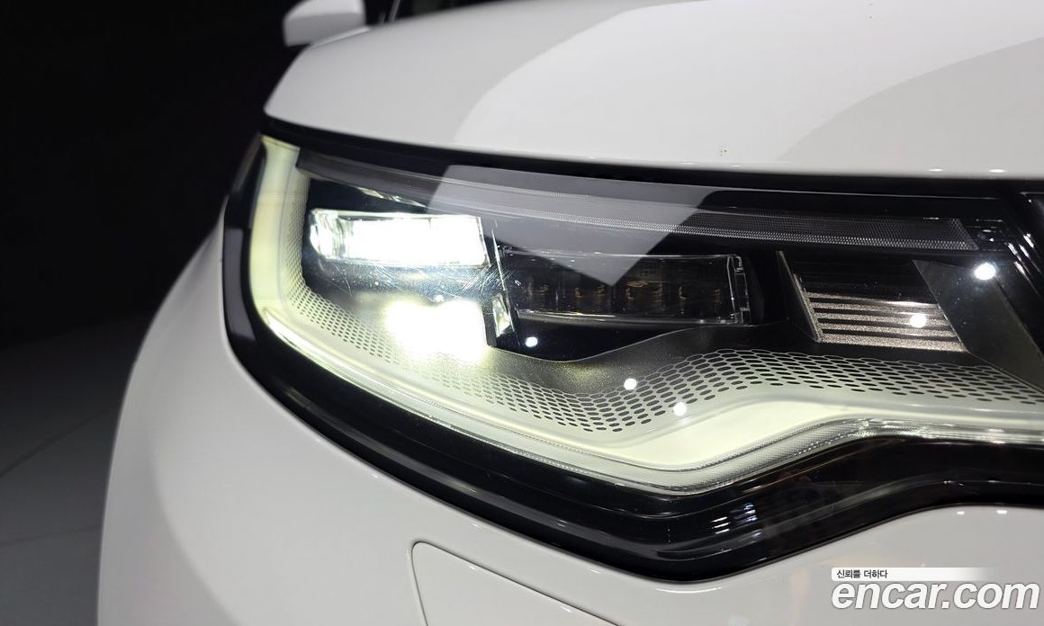 Land Rover Discovery 5 фото 22