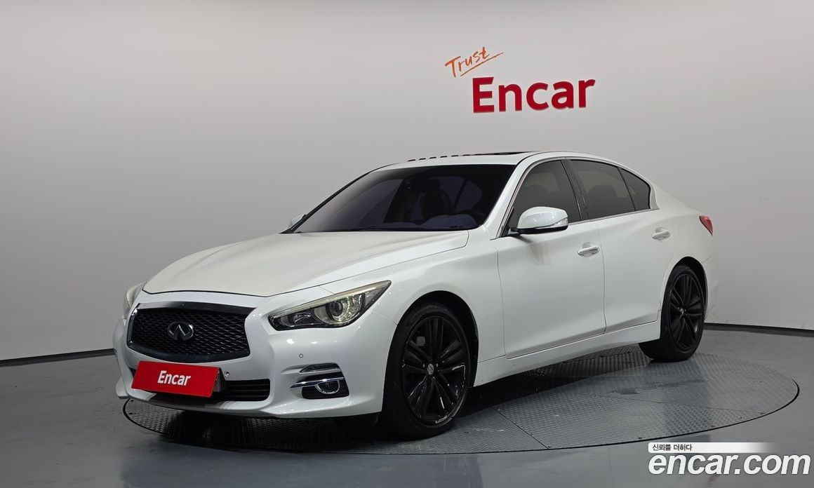 Infiniti Q50