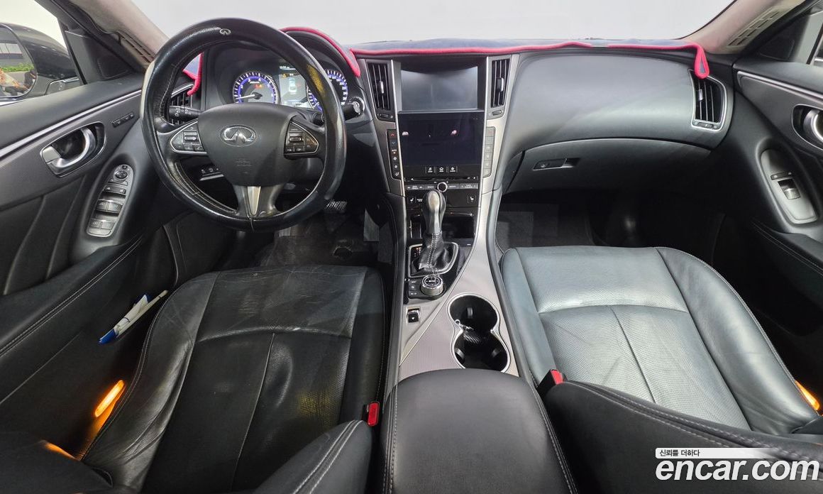 Infiniti Q50 фото 7