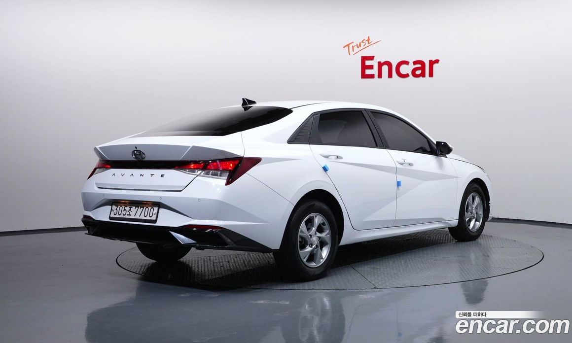 Hyundai Avante (CN7) фото 2