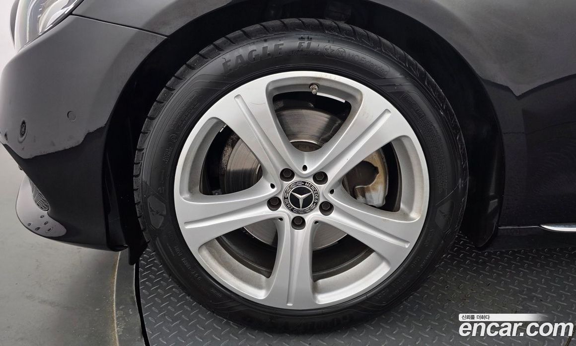 Mercedes-Benz E-Class W213 фото 5