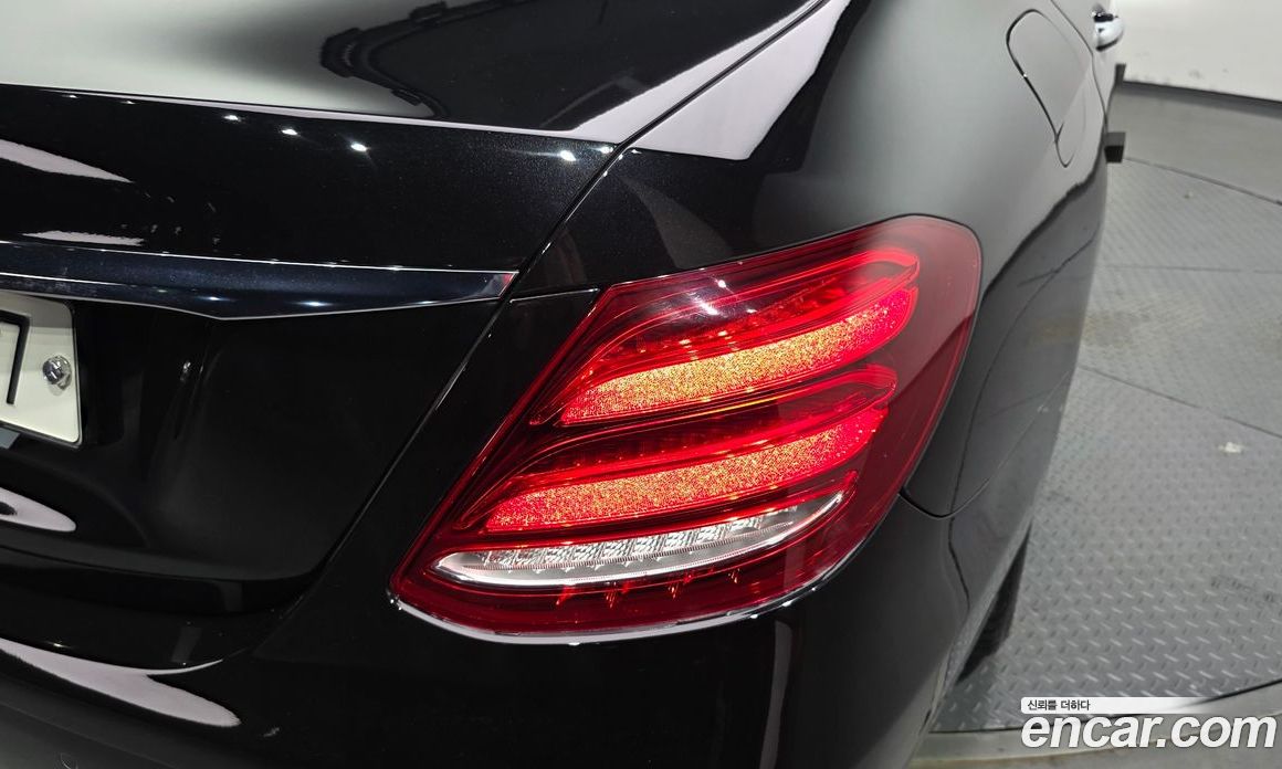 Mercedes-Benz E-Class W213 фото 23