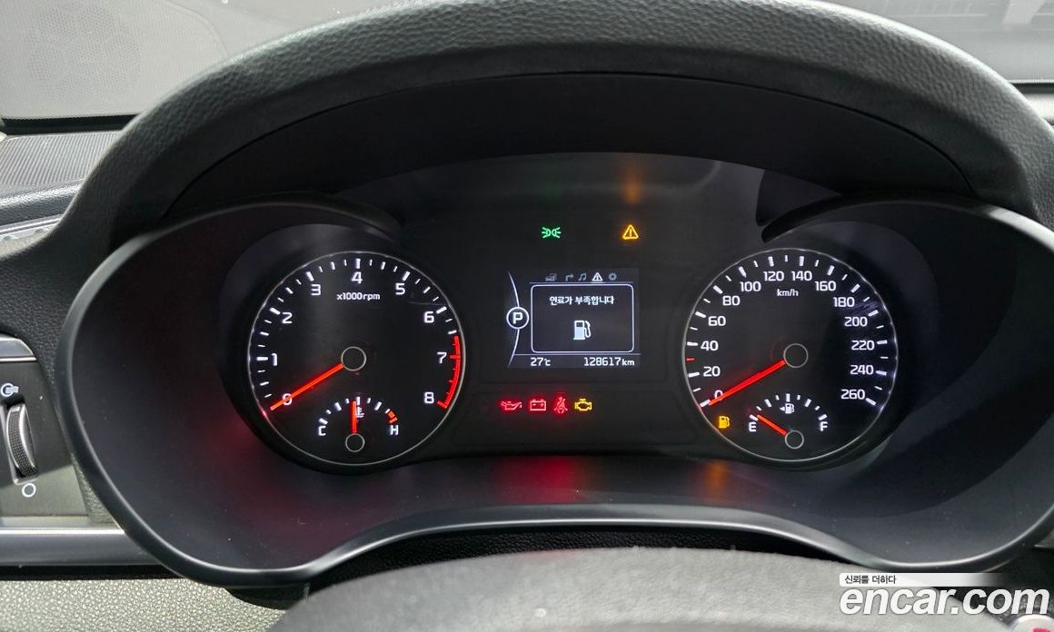 Kia K5 2nd Gen фото 8