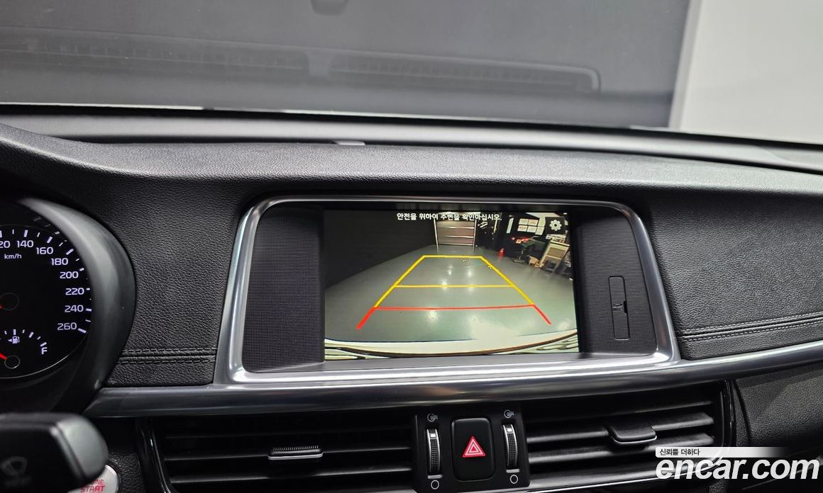 Kia K5 2nd Gen фото 14