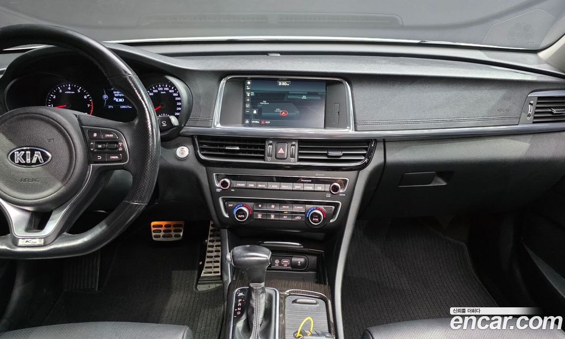 Kia K5 2nd Gen фото 16