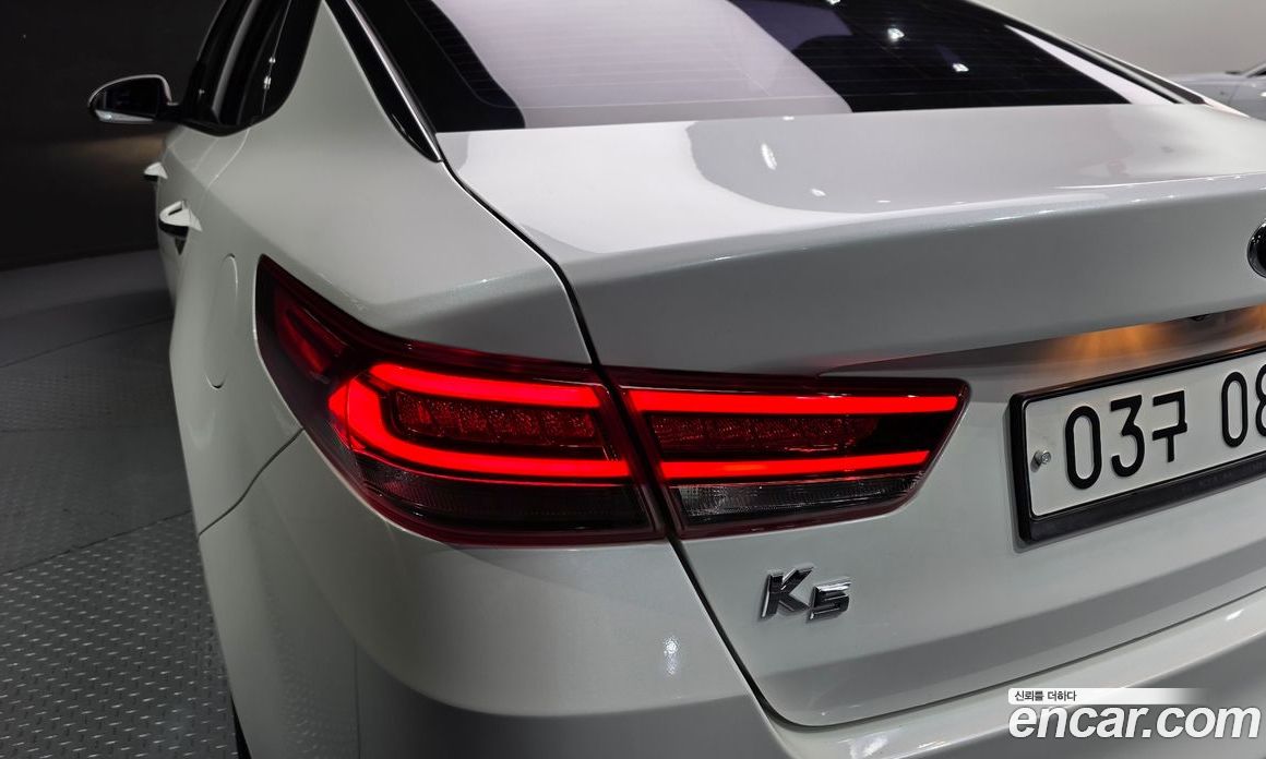 Kia K5 2nd Gen фото 23