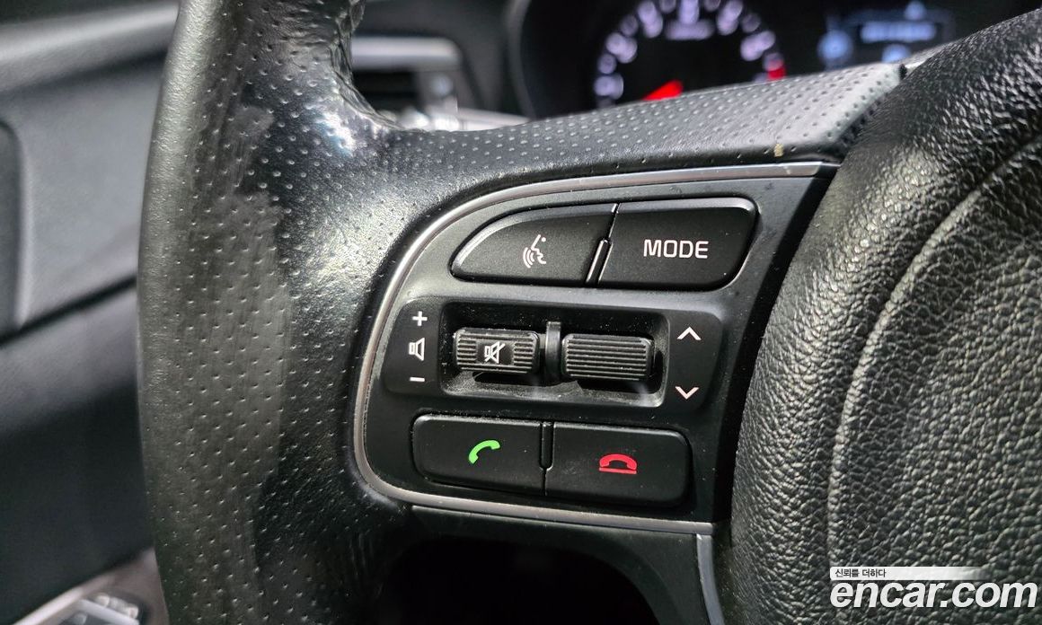 Kia K5 2nd Gen фото 27