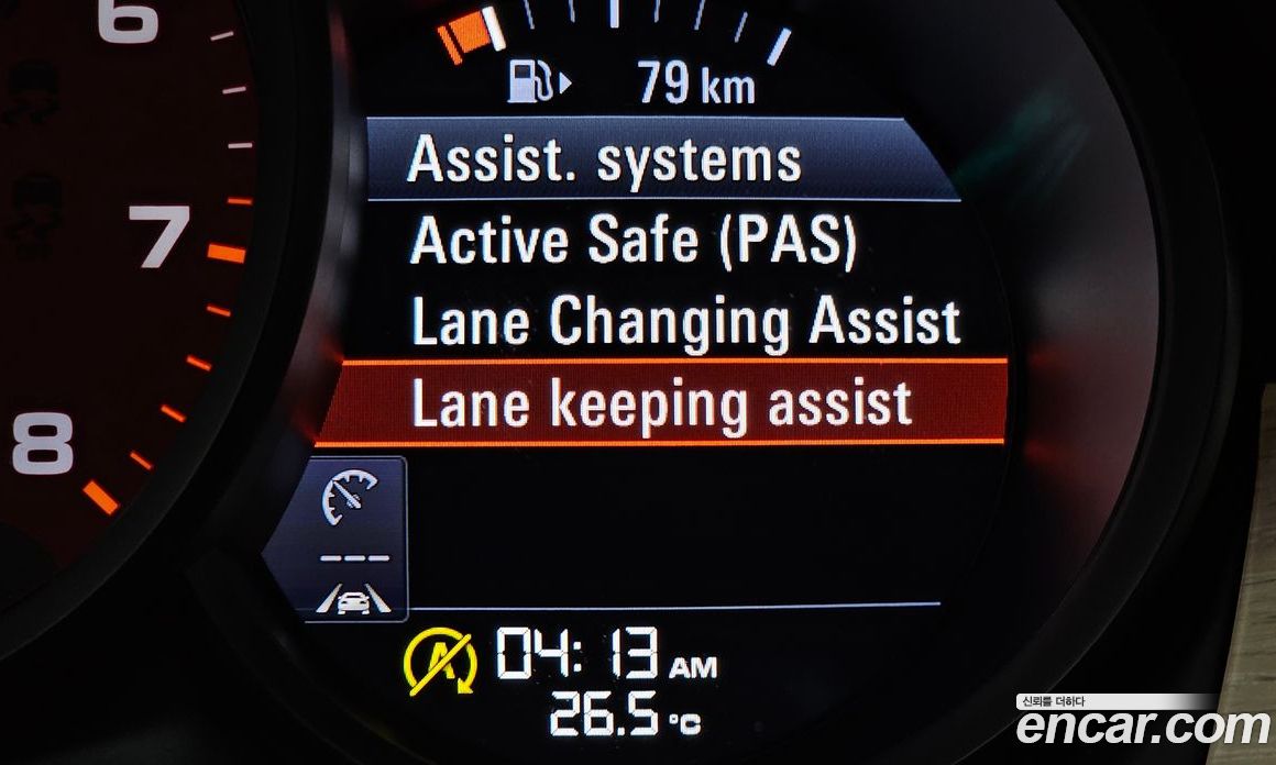 Porsche Macan фото 32