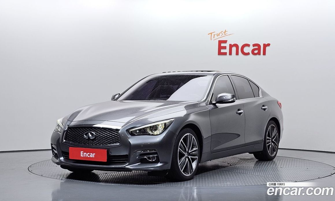 Infiniti Q50