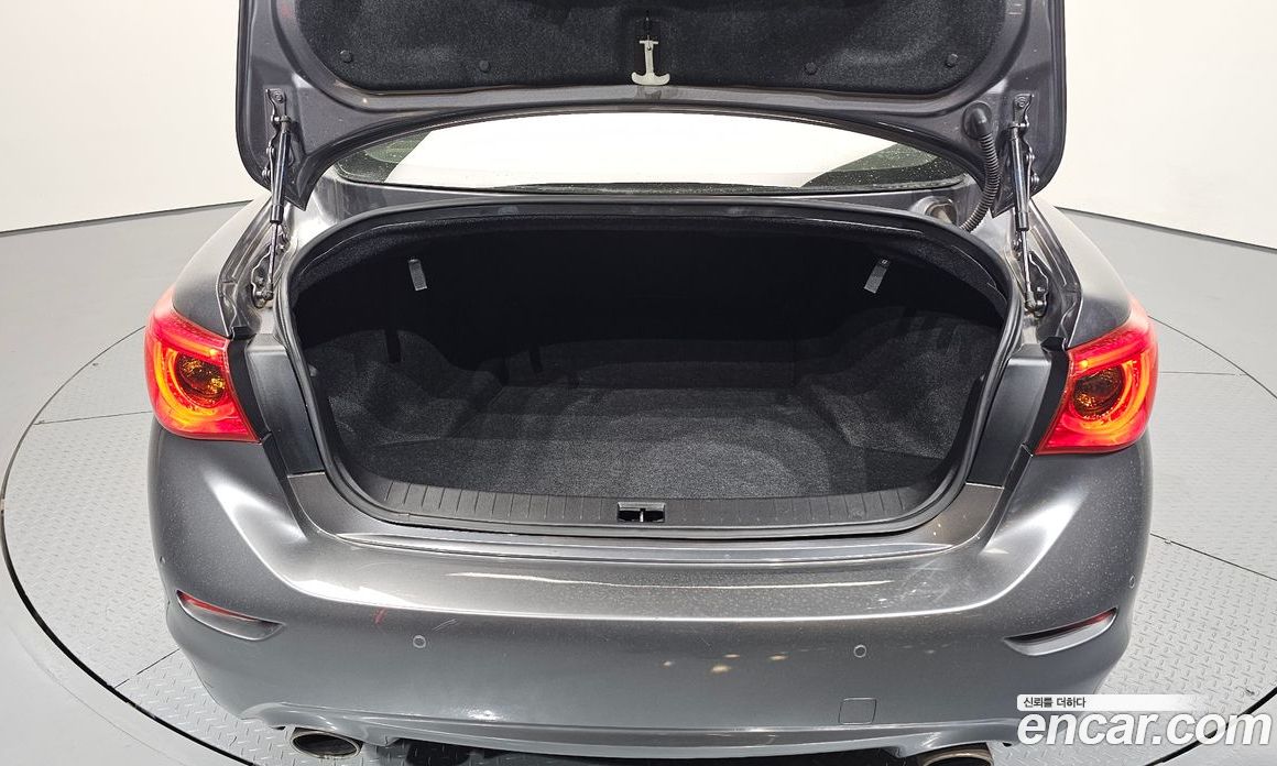 Infiniti Q50 фото 20
