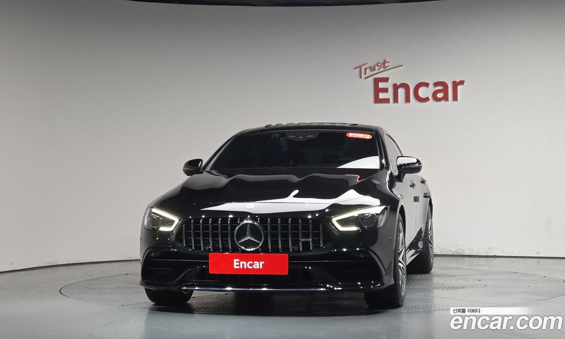 Mercedes-Benz AMG GT фото 2