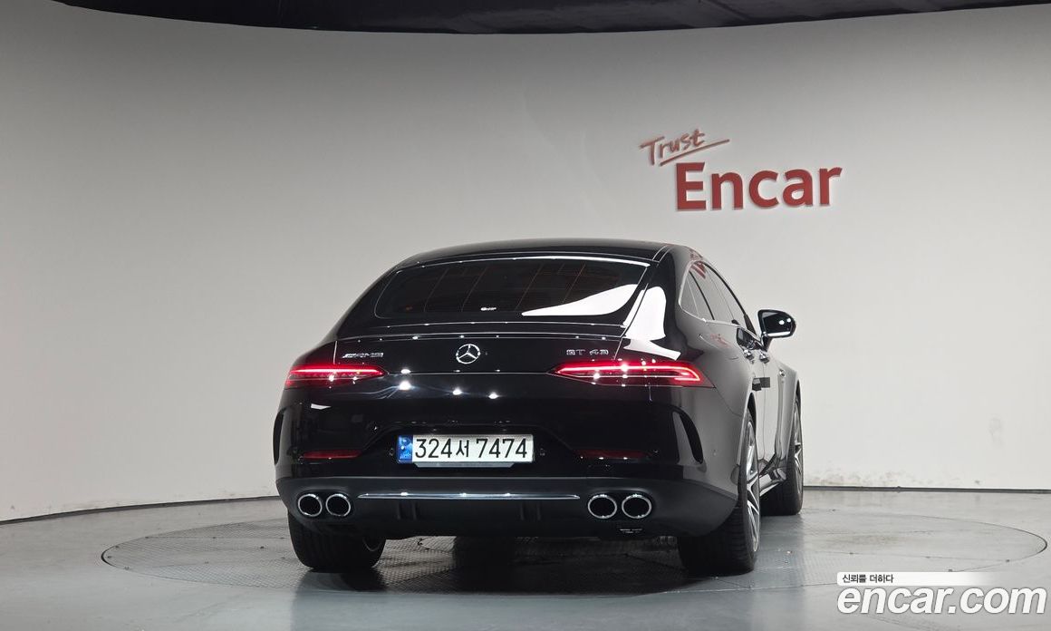 Mercedes-Benz AMG GT фото 3