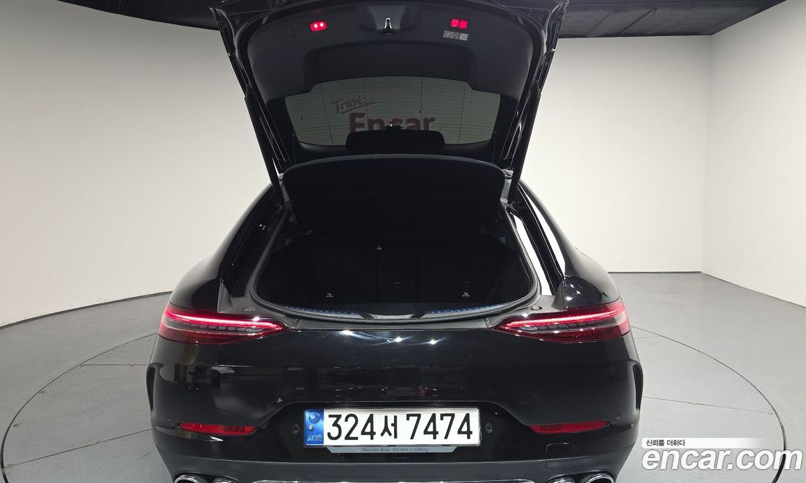 Mercedes-Benz AMG GT фото 19