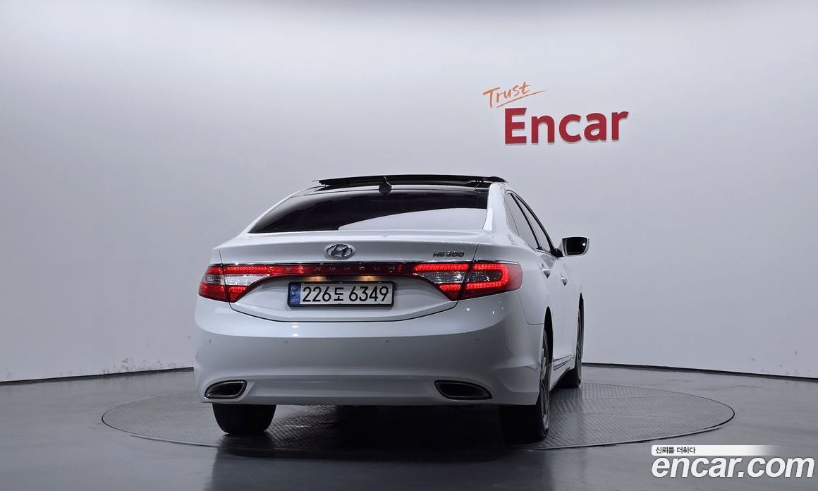 Hyundai Grandeur (HG) фото 4