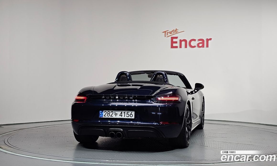 Porsche 718 Boxster фото 4
