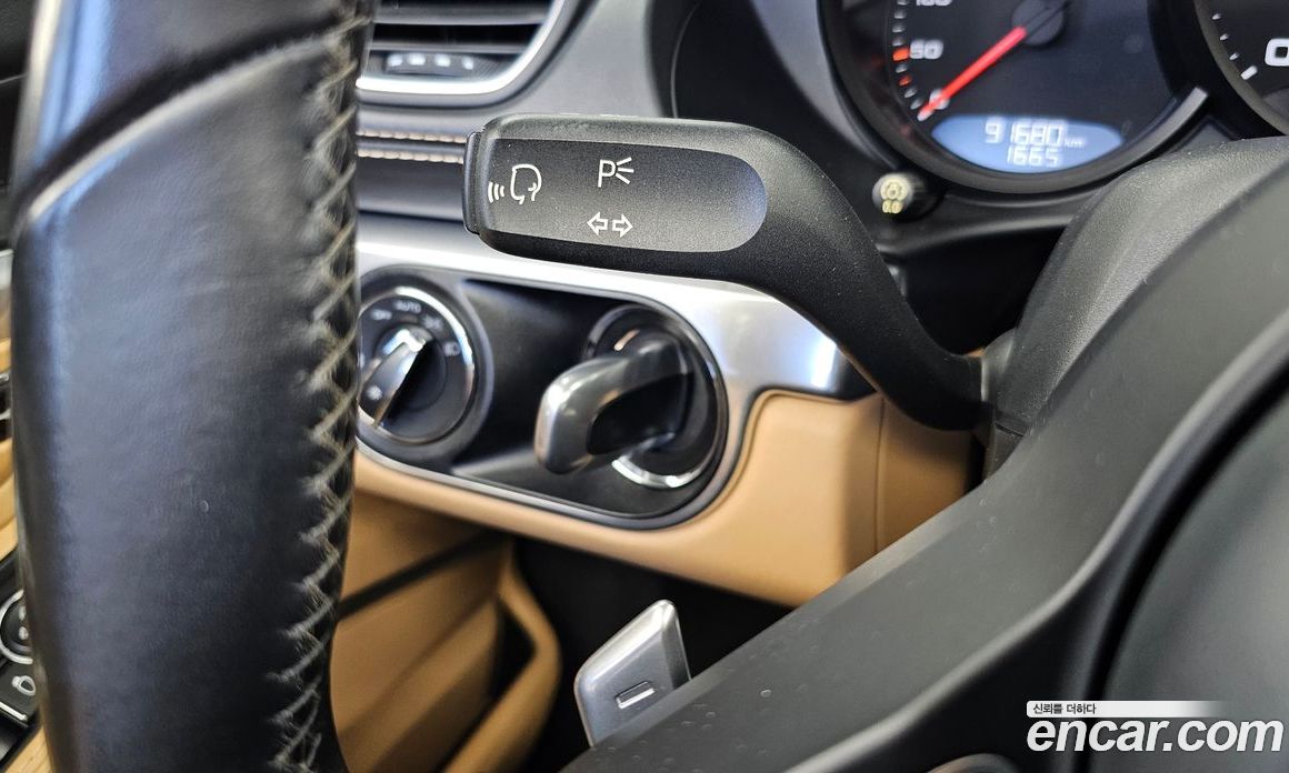 Porsche 718 Boxster фото 29