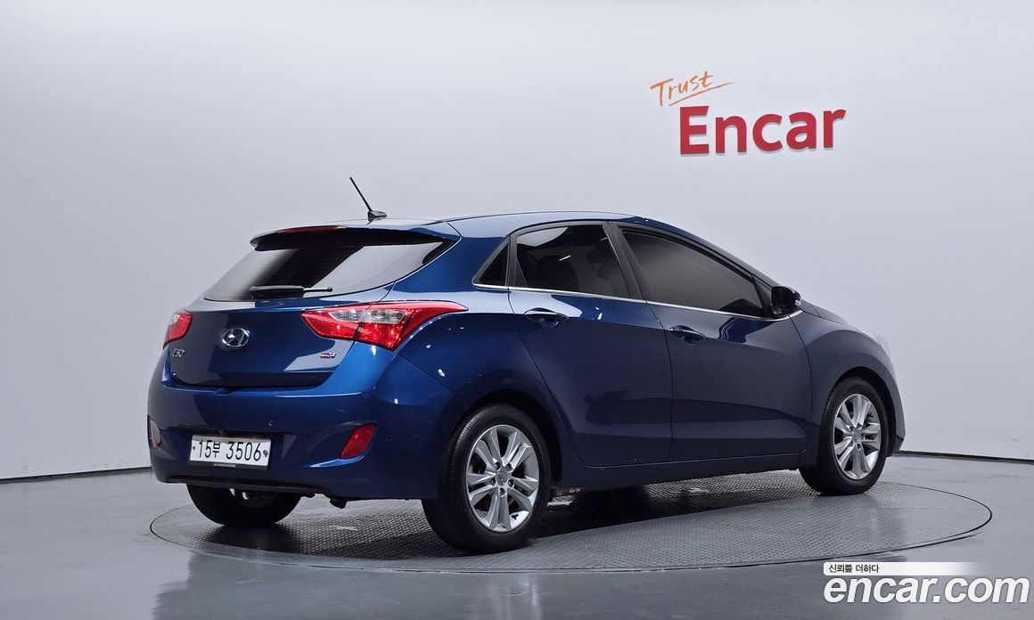Hyundai i30 2nd Gen фото 2