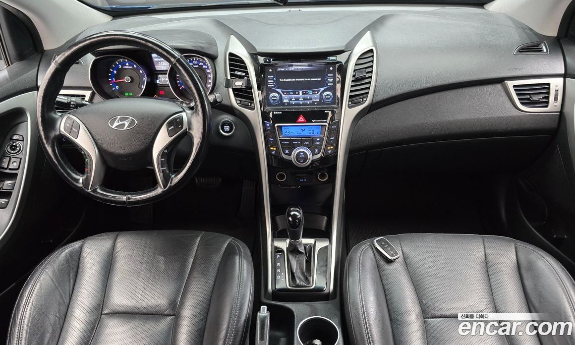 Hyundai i30 2nd Gen фото 7