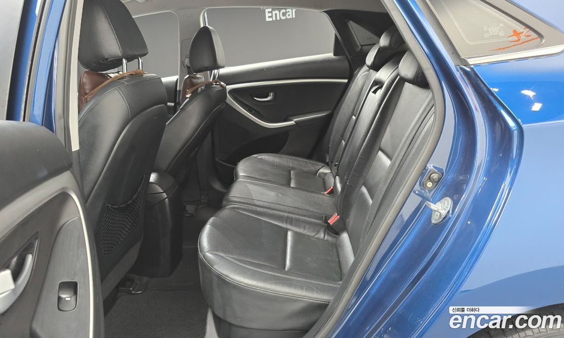 Hyundai i30 2nd Gen фото 12
