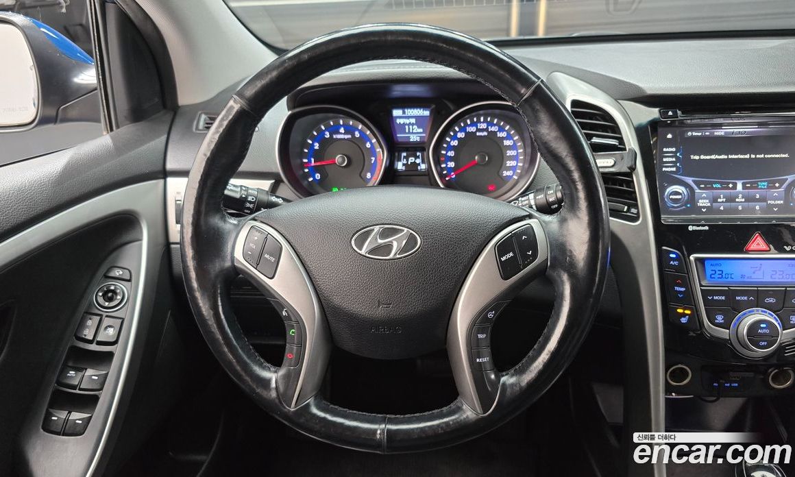 Hyundai i30 2nd Gen фото 13