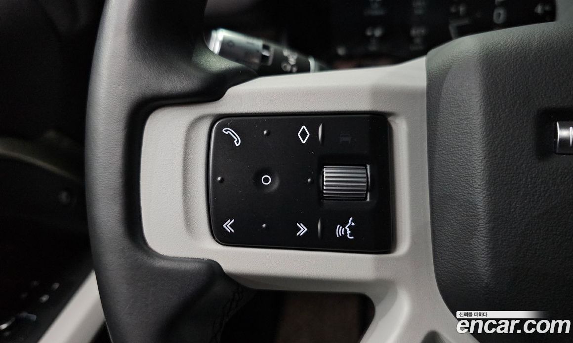 Land Rover Defender (L663) фото 20