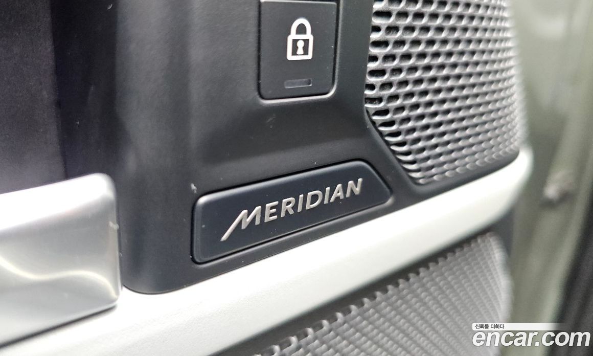 Land Rover Defender (L663) фото 30