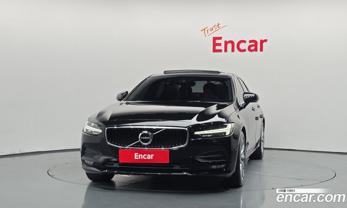 Volvo S90 фото 3
