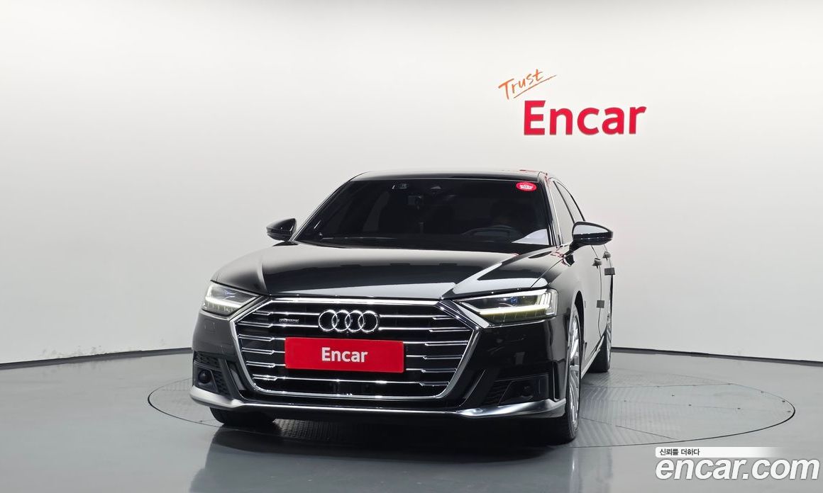 Audi A8 (D5) фото 3
