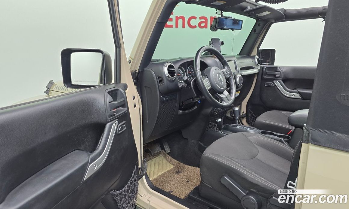 Jeep Wrangler (JK) фото 10