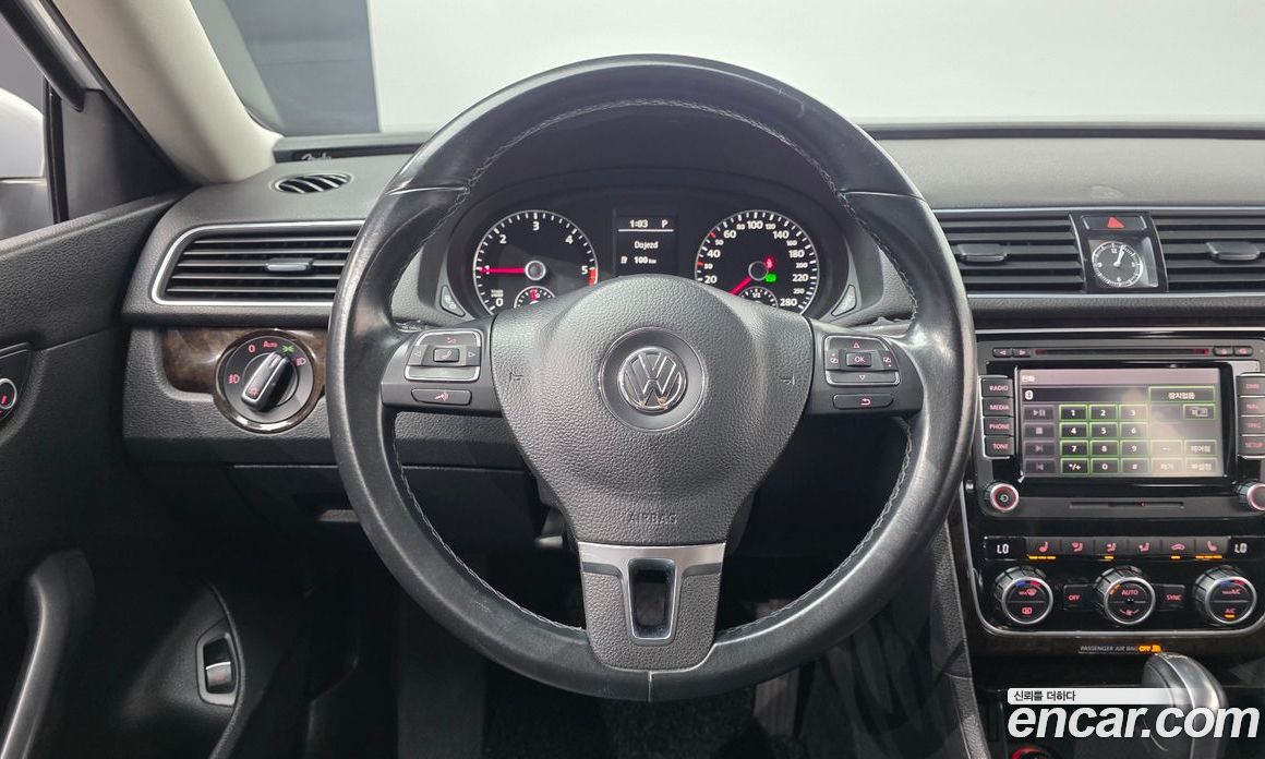 Volkswagen Passat (B8) фото 13