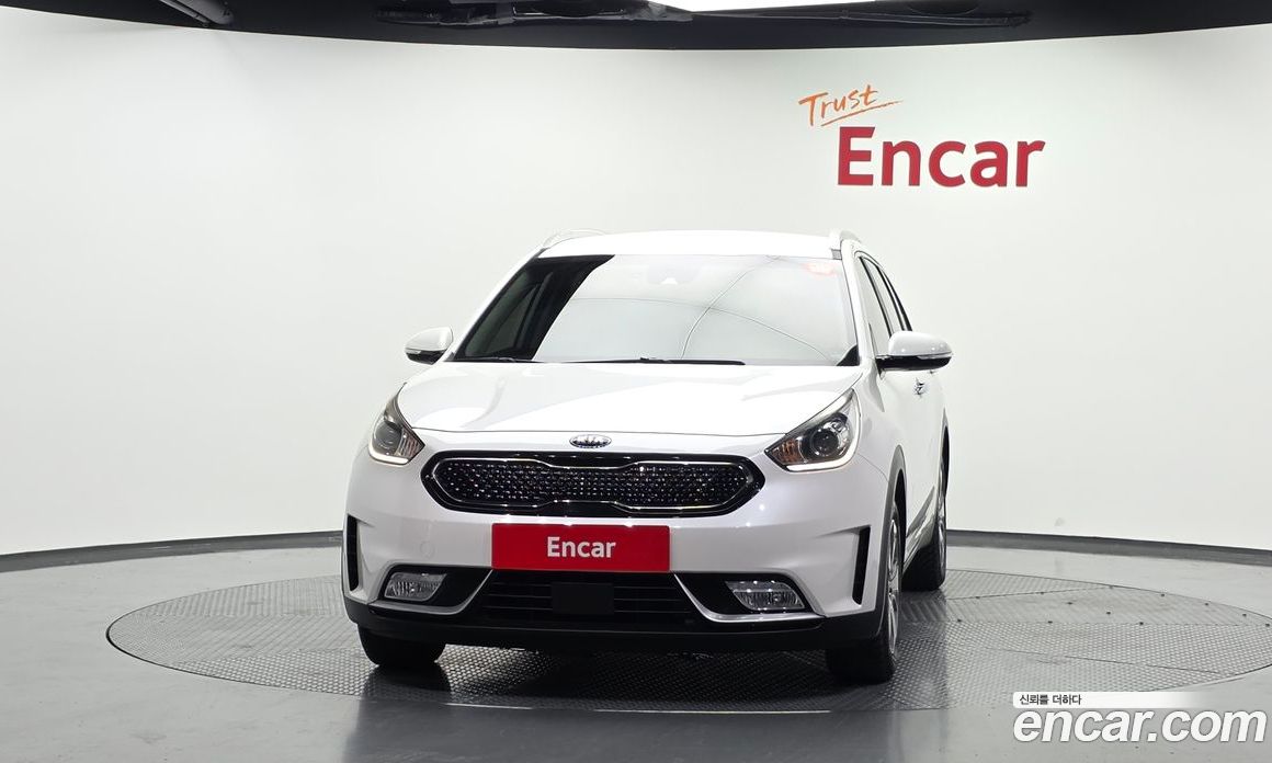 Kia Niro фото 3