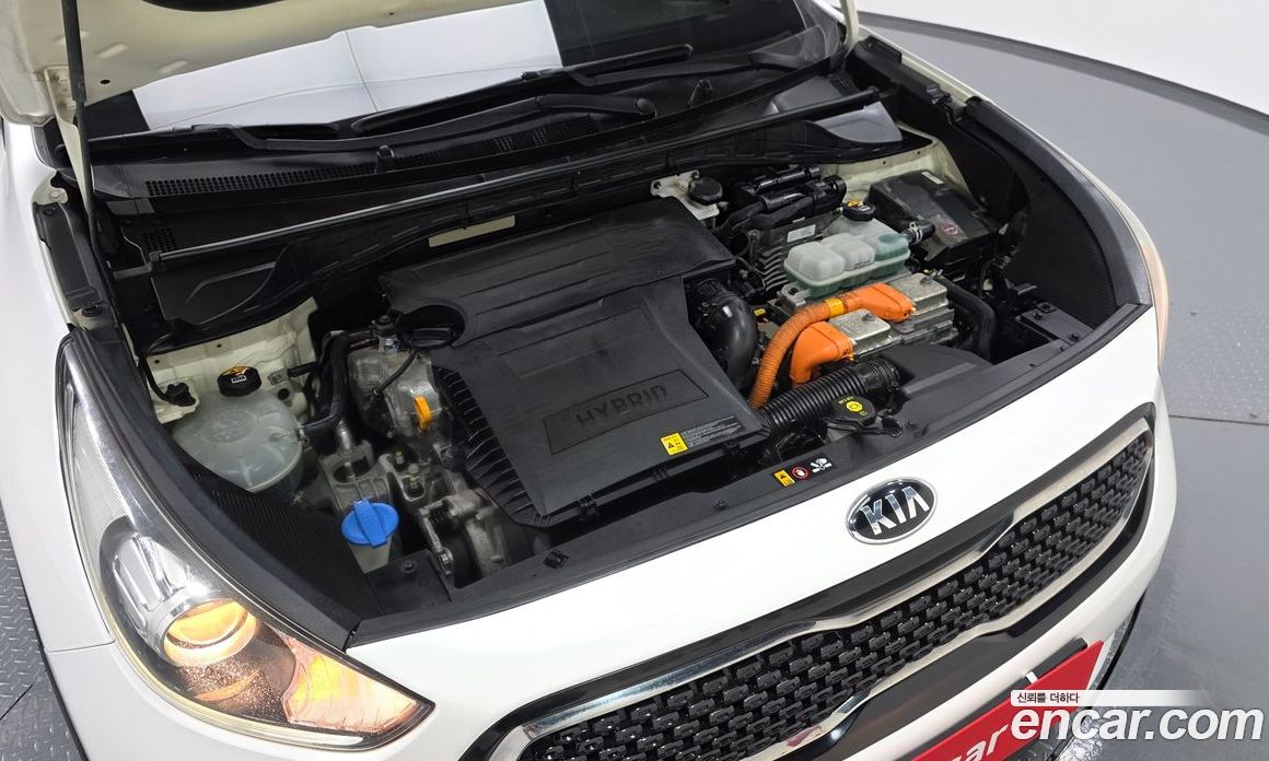 Kia Niro фото 6