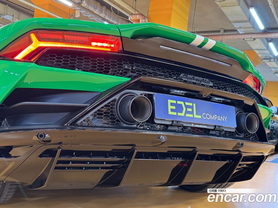 Lamborghini Huracan фото 8