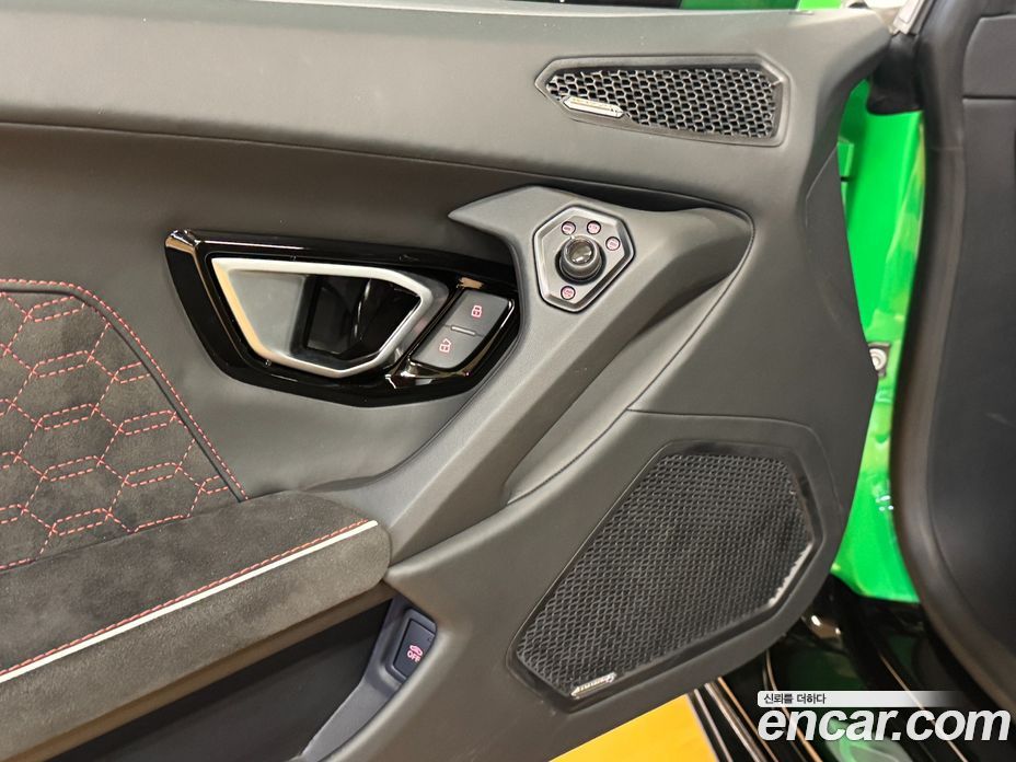 Lamborghini Huracan фото 11