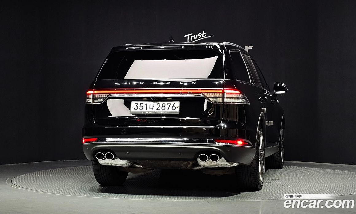Lincoln Aviator 2nd Gen фото 4