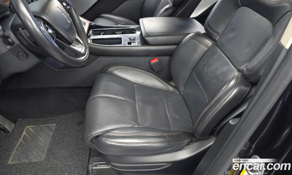 Lincoln Aviator 2nd Gen фото 11