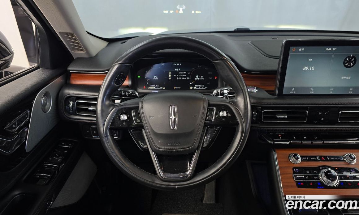 Lincoln Aviator 2nd Gen фото 15