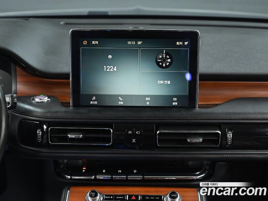 Lincoln Aviator 2nd Gen фото 18