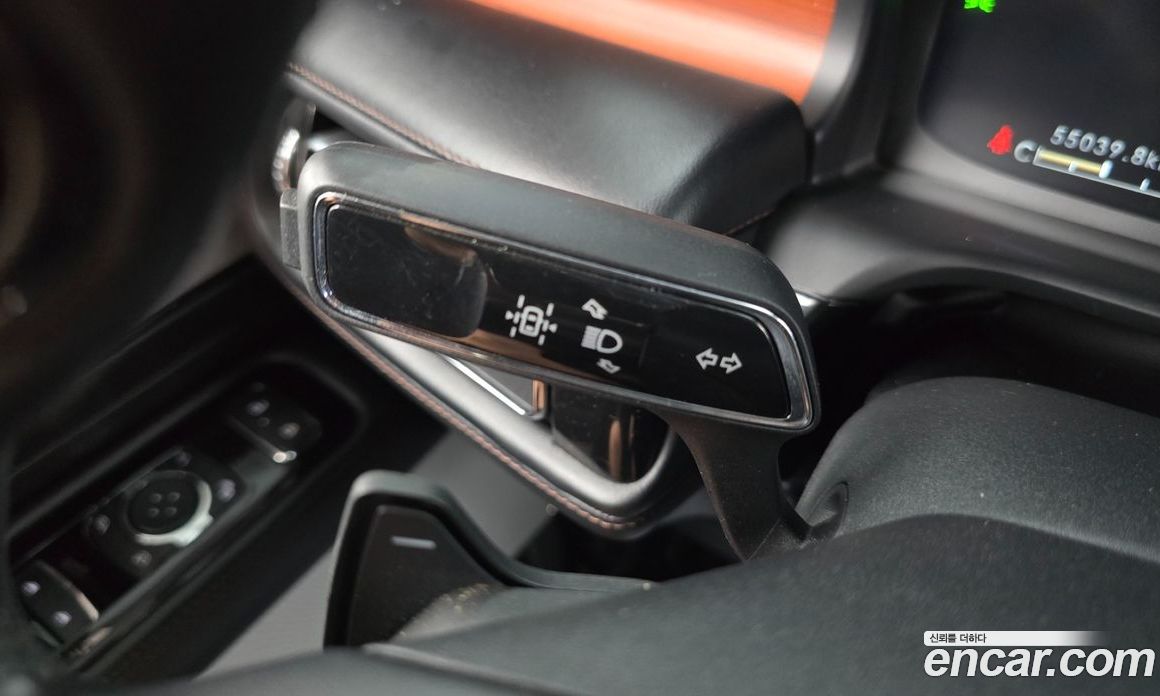 Lincoln Aviator 2nd Gen фото 29