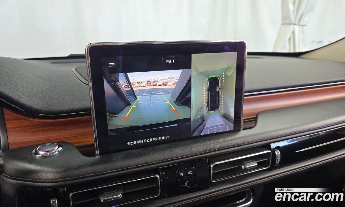 Lincoln Aviator 2nd Gen фото 31