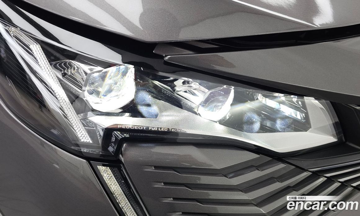 Peugeot 3008 2nd Gen фото 22