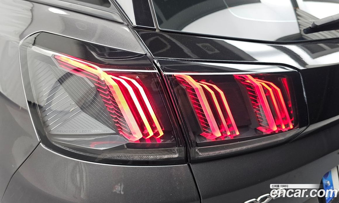 Peugeot 3008 2nd Gen фото 23