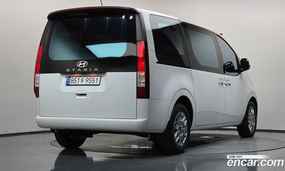 Hyundai Staria з Кореї