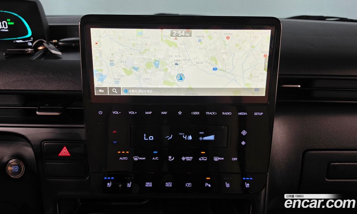 Hyundai Staria фото 10