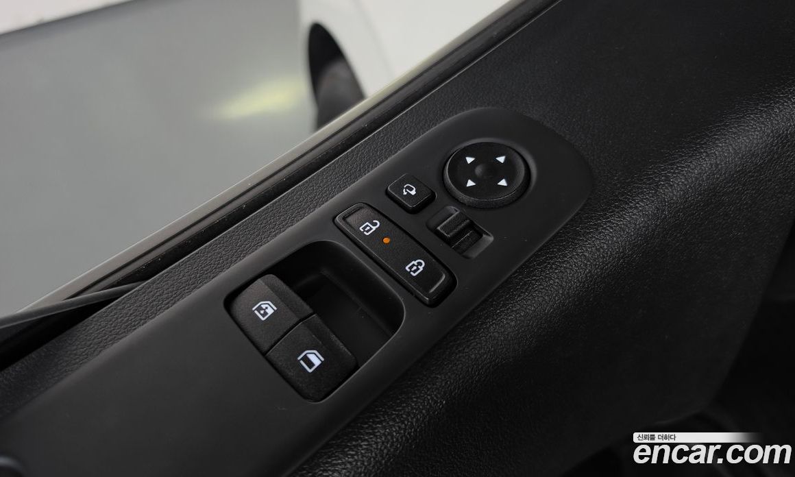Hyundai Staria фото 28