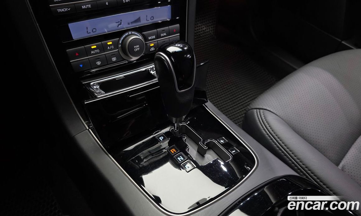 Kia Opirus Premium фото 9