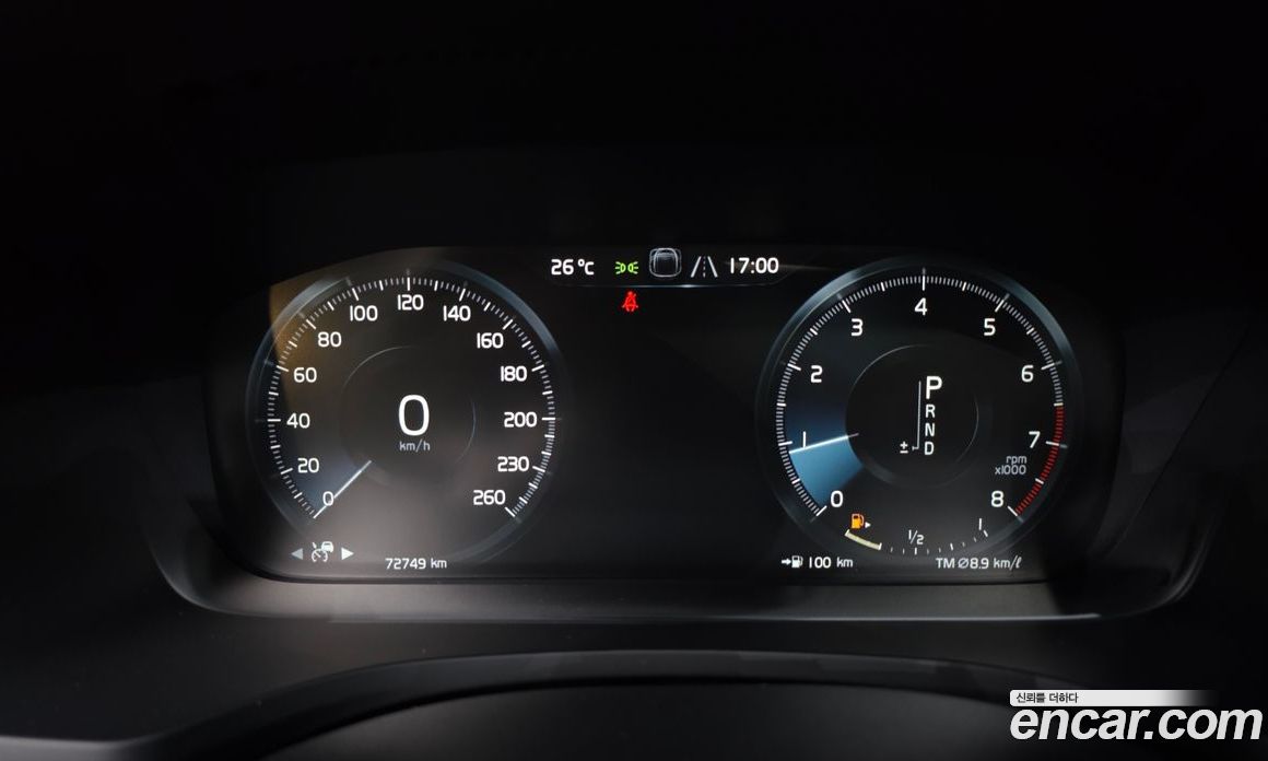 Volvo V60 Cross Country 2nd Gen фото 8