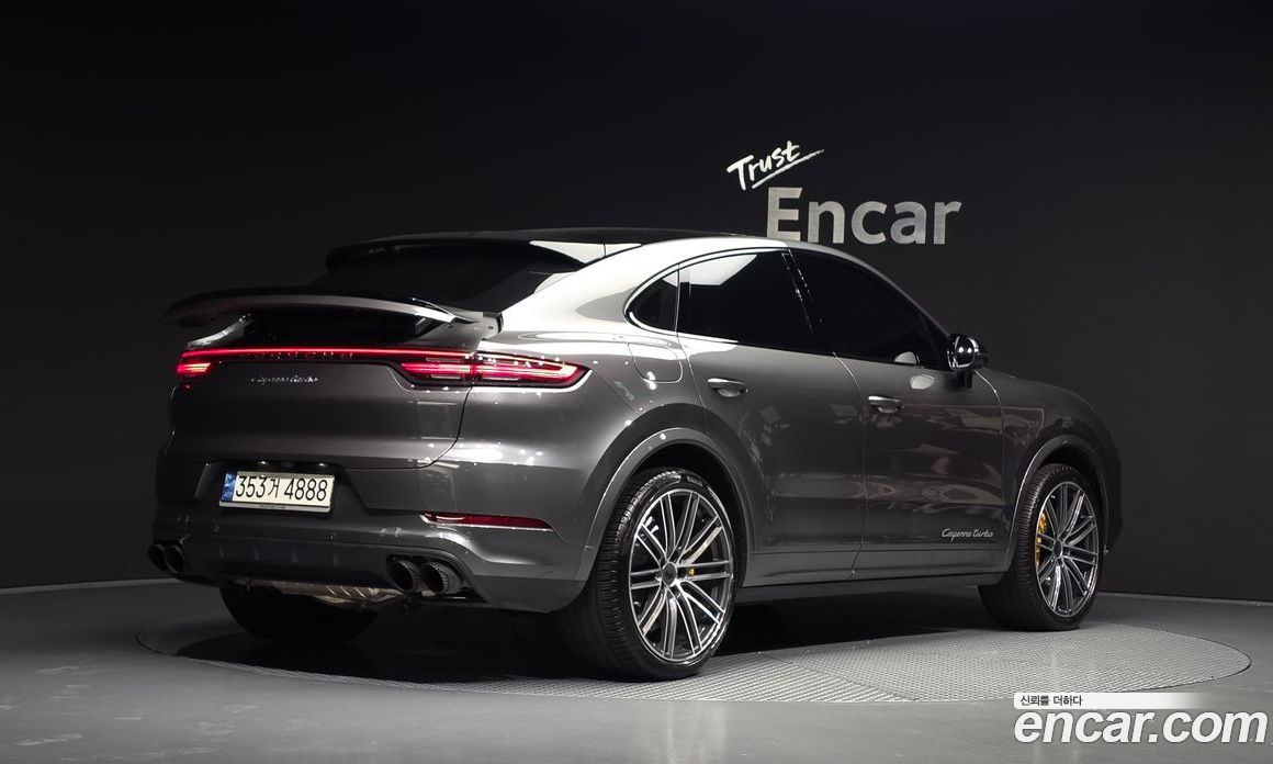 Porsche Cayenne 3rd Gen фото 2