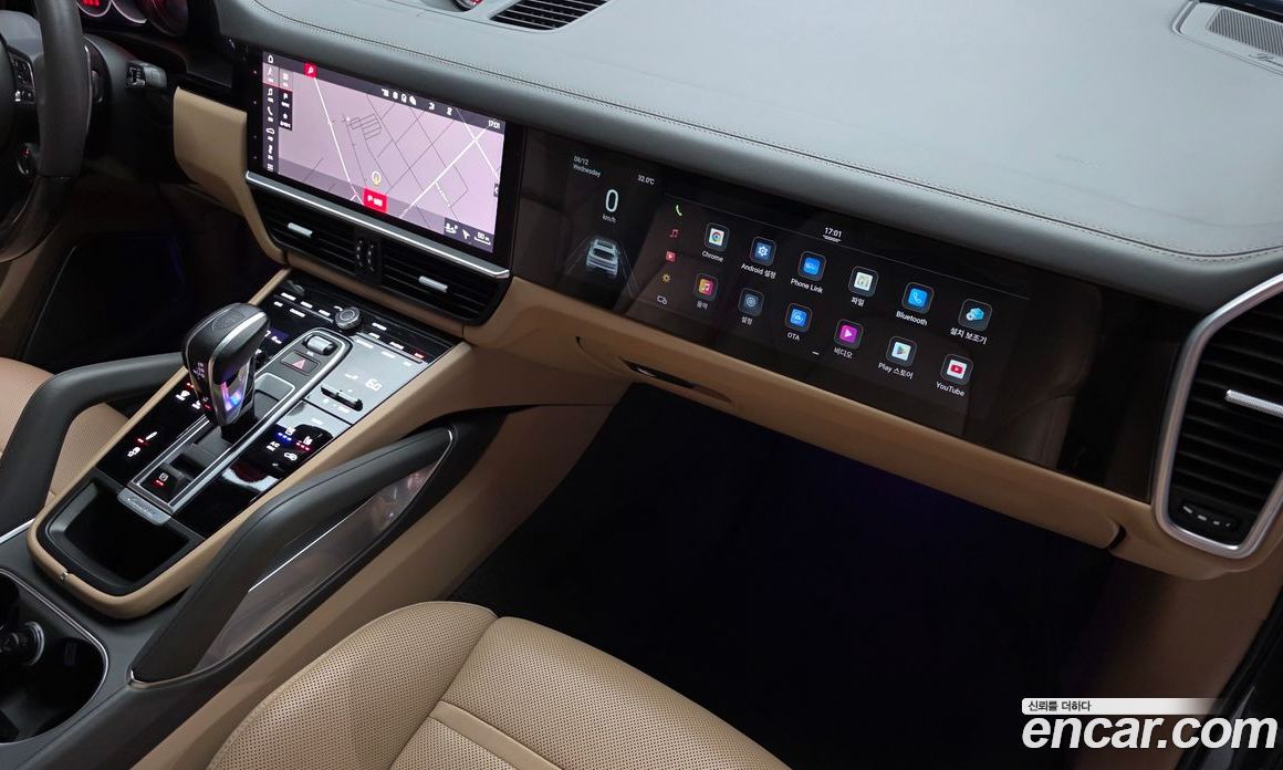Porsche Cayenne 3rd Gen фото 15
