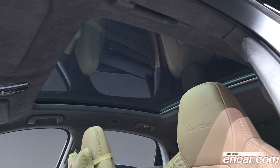 Porsche Cayenne 3rd Gen фото 18
